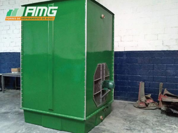Complete refurbishment and painting of INS 25 cooling tower