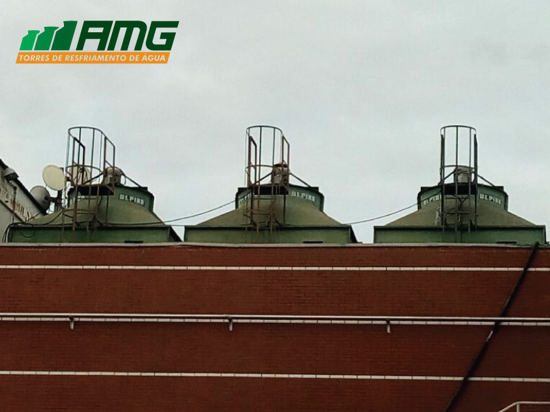 Maintenance of Alpina 100 water cooling towers
