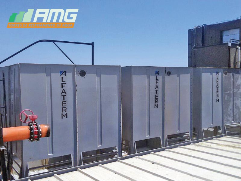 Supervision of the assembly of water cooling towers
