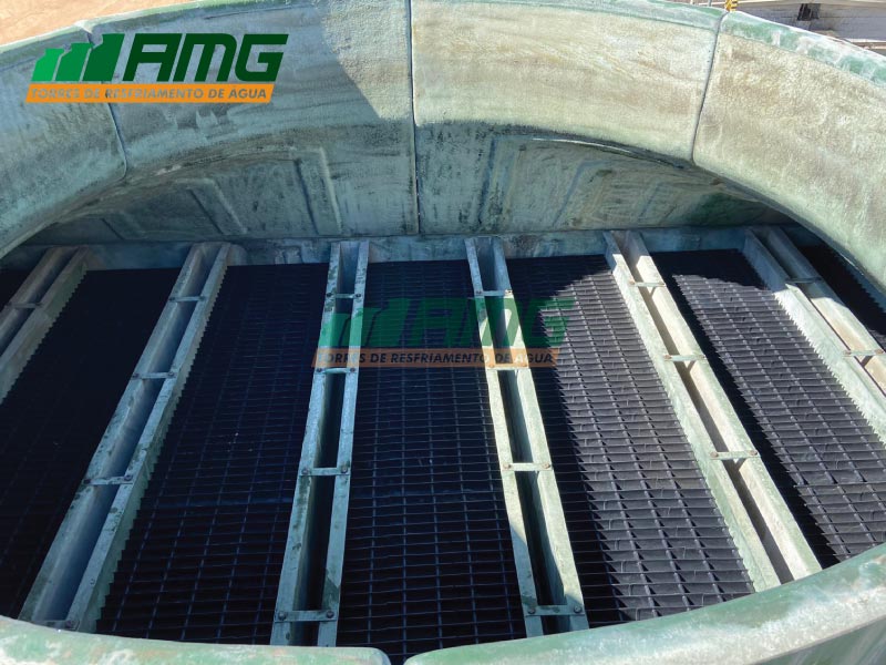 Water cooling tower maintenance in Itupeva SP