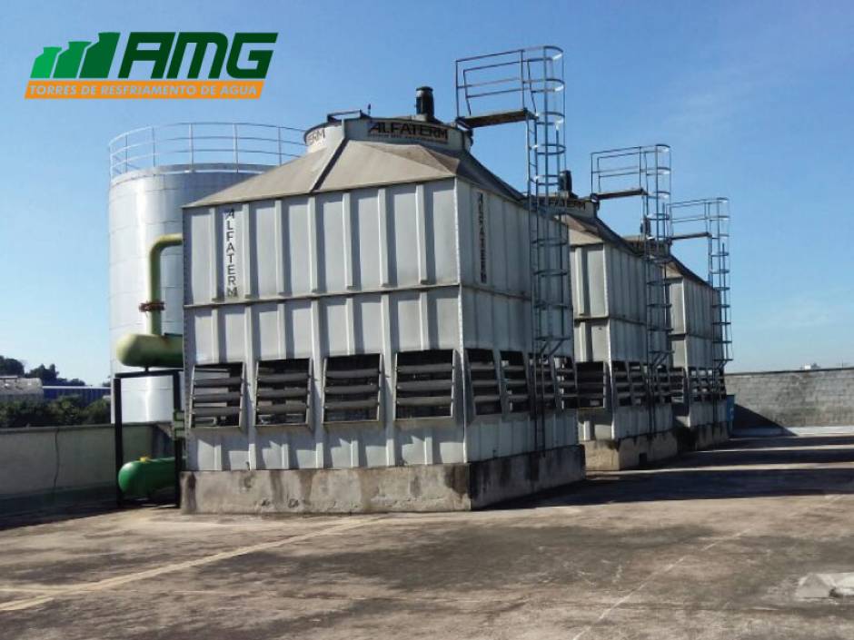 Mantenimiento de torre de enfriamiento de agua por AMG