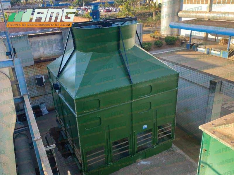 Suministro y montaje de torre de enfriamiento Alfaterm